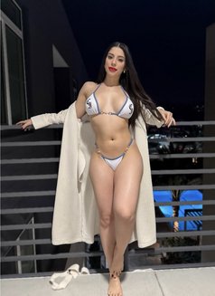 Luna - escort in Al Juffair Photo 3 of 5