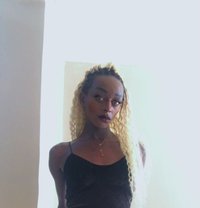 Luna - Transsexual escort in Nairobi
