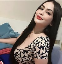 Luna Fghali - escort in Beirut