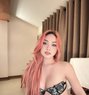 Luna - escort in Doha Photo 3 of 5
