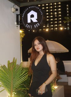 Luna - escort in Manila Photo 11 of 12