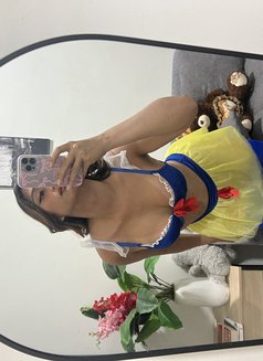 Luna - Transsexual escort in Bangkok Photo 8 of 8