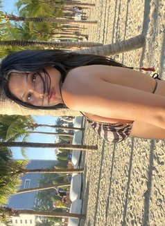 Luna - Transsexual escort in Makati City Photo 4 of 8