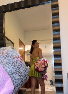 Luna - Acompañantes transexual in Makati City Photo 6 of 13