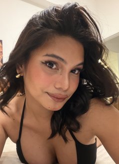 Luna - Acompañantes transexual in Makati City Photo 7 of 13