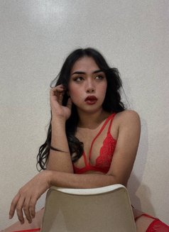 Luna - Acompañantes transexual in Manila Photo 4 of 5