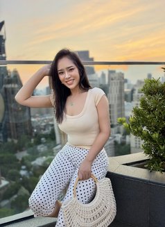 Luna Gfe Premium Massage - puta in Bangkok Photo 3 of 8