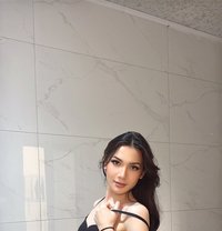 Luna Grace - Transsexual escort in Abu Dhabi