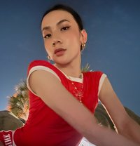 Luna Grace - Transsexual escort in Abu Dhabi