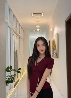 Luna Grace - Transsexual escort in Abu Dhabi Photo 12 of 13