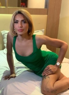 Luna Hot - Acompañantes transexual in Bali Photo 6 of 7