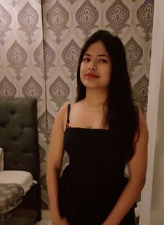 Luna ( independent) - escort in New Delhi Photo 2 of 3