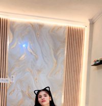 Lunna - puta in Bali