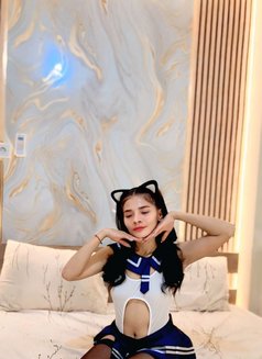 Lunna - escort in Bali Photo 2 of 9