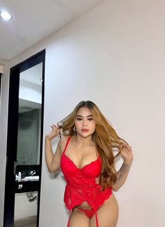 Luna - escort in Bali Photo 1 of 5