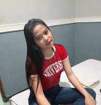 Luna - escort in Bali