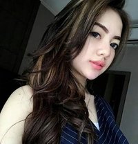 Luna - puta in Jakarta