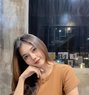 Luna good full massage service - puta in Jakarta Photo 1 of 5
