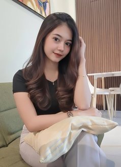 Luna good full massage service - escort in Jakarta Photo 4 of 7