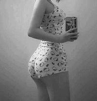 Luna Johnson 35 Years Old Jakarta Bali - puta in Jakarta