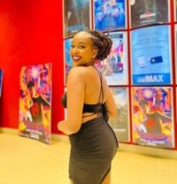 Luna - escort in Singapore
