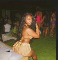 Luna - escort in Doha