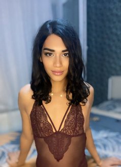 Luna Lu - Transsexual escort in Jeddah Photo 15 of 28
