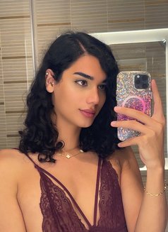 Luna Lu - Transsexual escort in Jeddah Photo 17 of 28