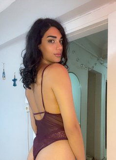 Luna Lu - Transsexual escort in Jeddah Photo 21 of 28