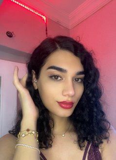 Luna Lu - Transsexual escort in Jeddah Photo 26 of 28