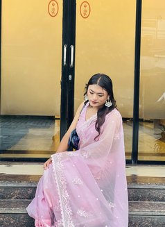 Luna - Transsexual escort in Kathmandu Photo 3 of 4