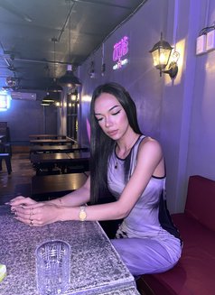 Luna Patterson - Transsexual escort in Manila Photo 2 of 7