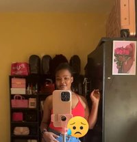 Luna - escort in Muscat
