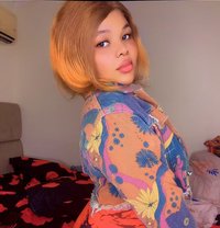 Luna - escort in Muscat