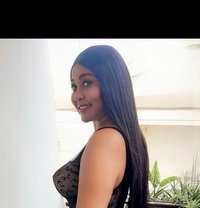 Luna - puta in Dakar Photo 1 of 4