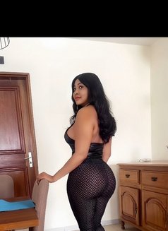 Luna - escort in Dakar Photo 4 of 4