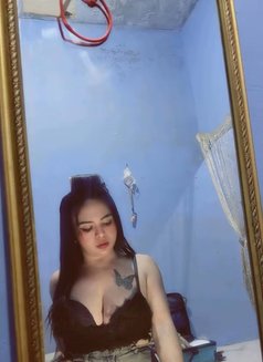 Luna Shemale - Transsexual escort in Jakarta Photo 3 of 6