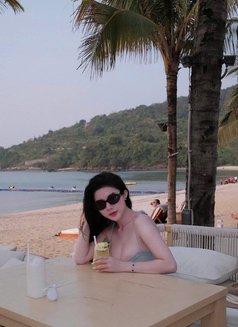 Luna - escort in Jeddah Photo 6 of 6