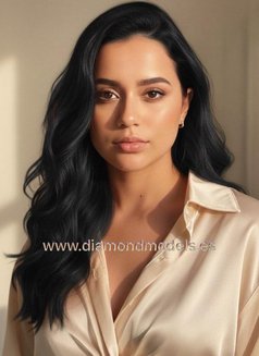 Luna Spanish 19 Years All Natural - puta in Al Manama Photo 8 of 11