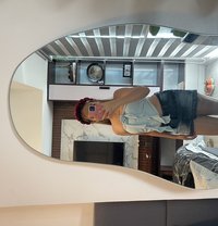 Luna.Sy - escort in Manila