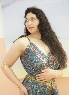 Luna Tantra - masseuse in London Photo 3 of 4