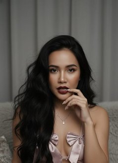 Luna - puta in Riyadh Photo 9 of 11