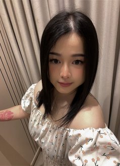 Luna - escort in Riyadh Photo 6 of 16