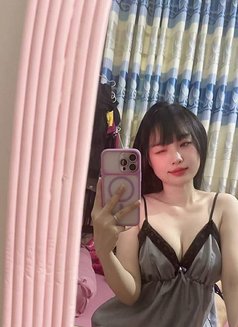 Luna Thao - escort in Jeddah Photo 2 of 4