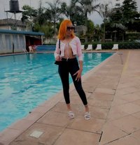Luna - puta in Nairobi
