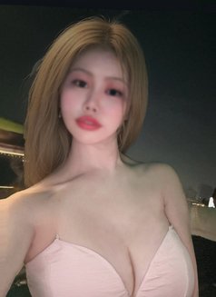 Luna - puta in Ho Chi Minh City Photo 6 of 17