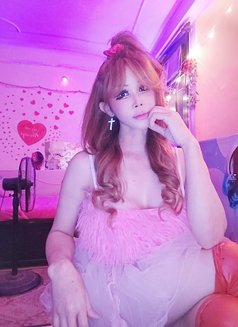 Lunar - puta in Qatif Photo 2 of 16