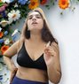 Lunara Almas - puta in Hyderabad Photo 1 of 2
