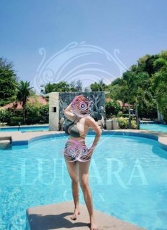 Lunara Calyx - escort in Manila Photo 2 of 23