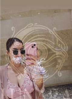 Lunara Calyx - escort in Manila Photo 11 of 23